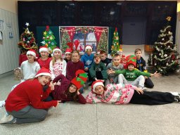 b_1024_768_0_00_images_2023_2024_SU_Mikolajki_408389926_816426313618652_7650604606328691650_n